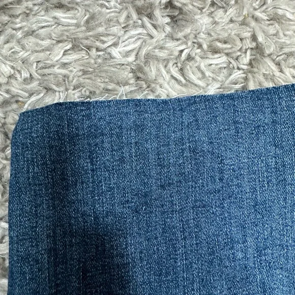 Banana Republic NWOT Cropped Raw Hem Medium Wash High Rise Slim Size 34/18 TALL - Picture 4 of 8